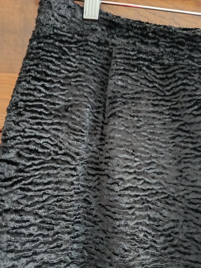 Falda tipo lapiz,astracan