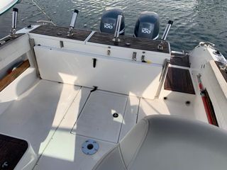 Barco fueraborda Galeon Galia 700