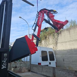 Pala trasera tractor 975€