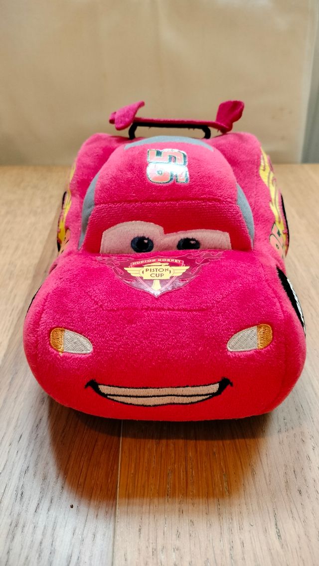 Juego de peluches pixar disney