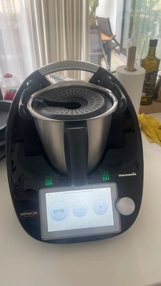 Thermomix negra nueva tm6