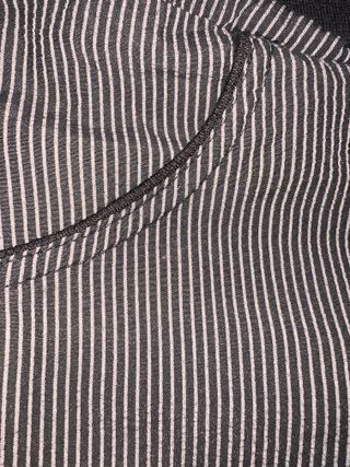 Pantaloni da donna a righe sotto al ginocchio