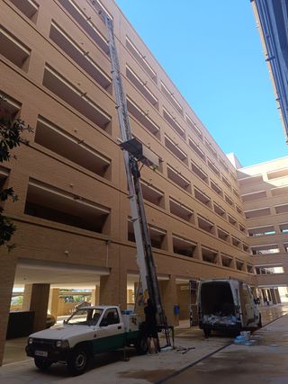 Mudanzas , gruas elevadoras , 