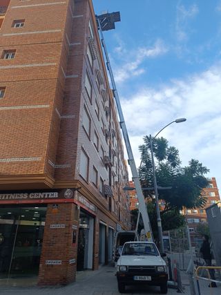 Mudanzas , gruas elevadoras , 