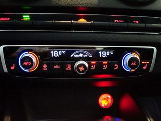 Audi A3 Sportback 1.4 TFSI e-tron S tro Ambition