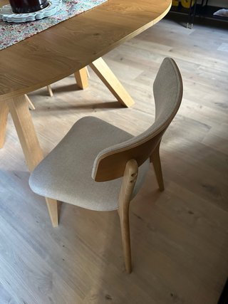 4 Sillas madera y tapiz color vainilla