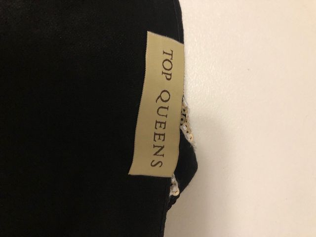 Preciosa falda de fiesta. Es de Top Queens. S.