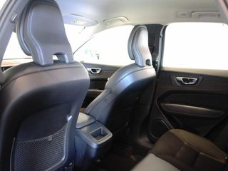 Volvo XC60 2.0 D4 Business Plus Auto