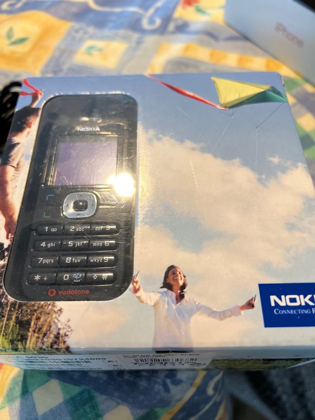 Nokia 6030 con caja y cargador