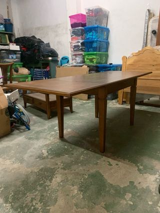 Mesa y sillas comedor 
