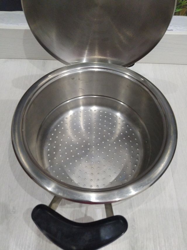 Cazuela al vapor AMC