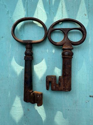 LLAVES ANTIGUAS BARGUEÑERAS