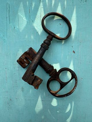 LLAVES ANTIGUAS BARGUEÑERAS