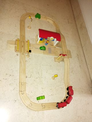 Tren madera 39 piezas de Ikea
