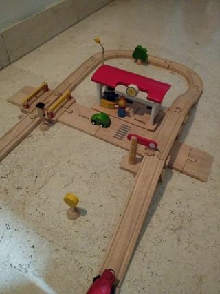 Tren madera 39 piezas de Ikea