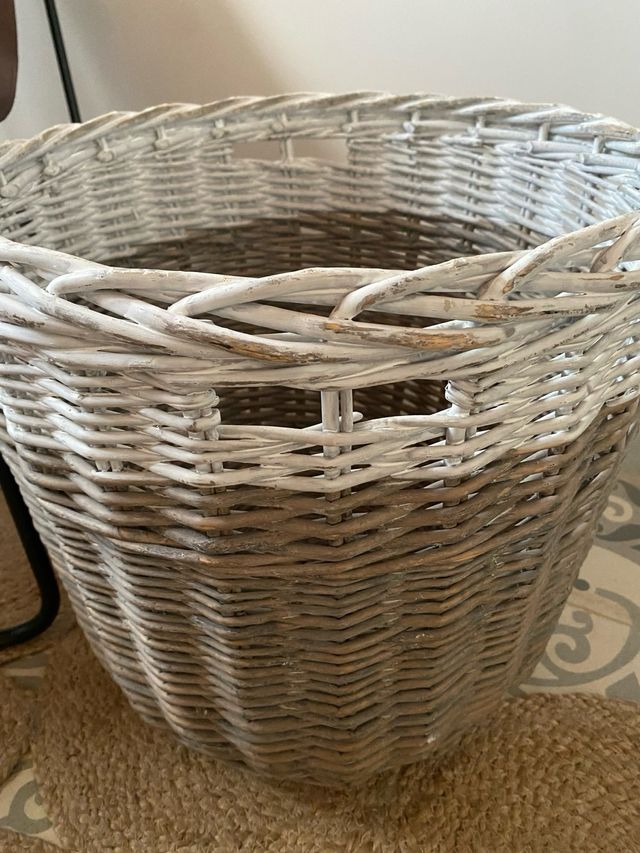 Mazeta/ Cesto de interior de Mimbre