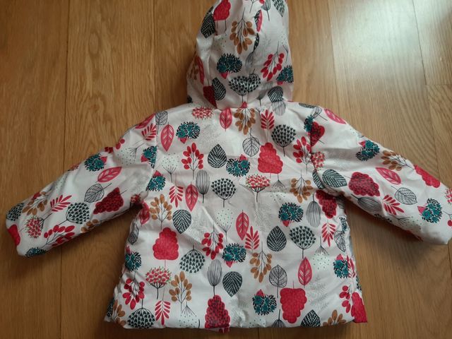 Abrigo Catimini talla 12 meses