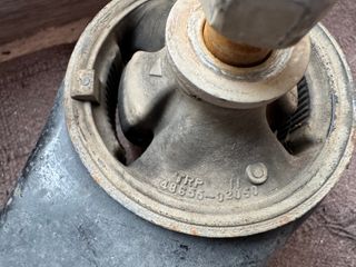 Brazo suspensión inferior delantero derecho E12