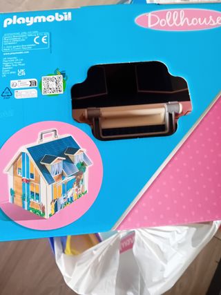 Playmobil casa completa con mobiliario precintada