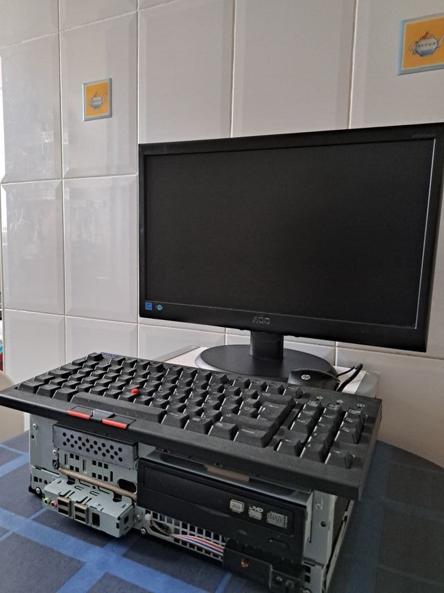 Computador completo com Windows 10