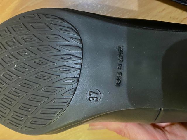 Zapatos salon negro talla 37 nuevos