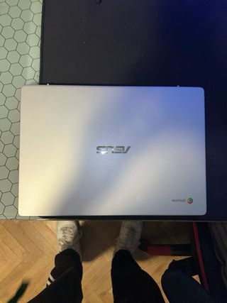 ASUS CHROMEBOOK C423