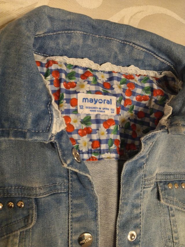 Cazadora vaquera niña