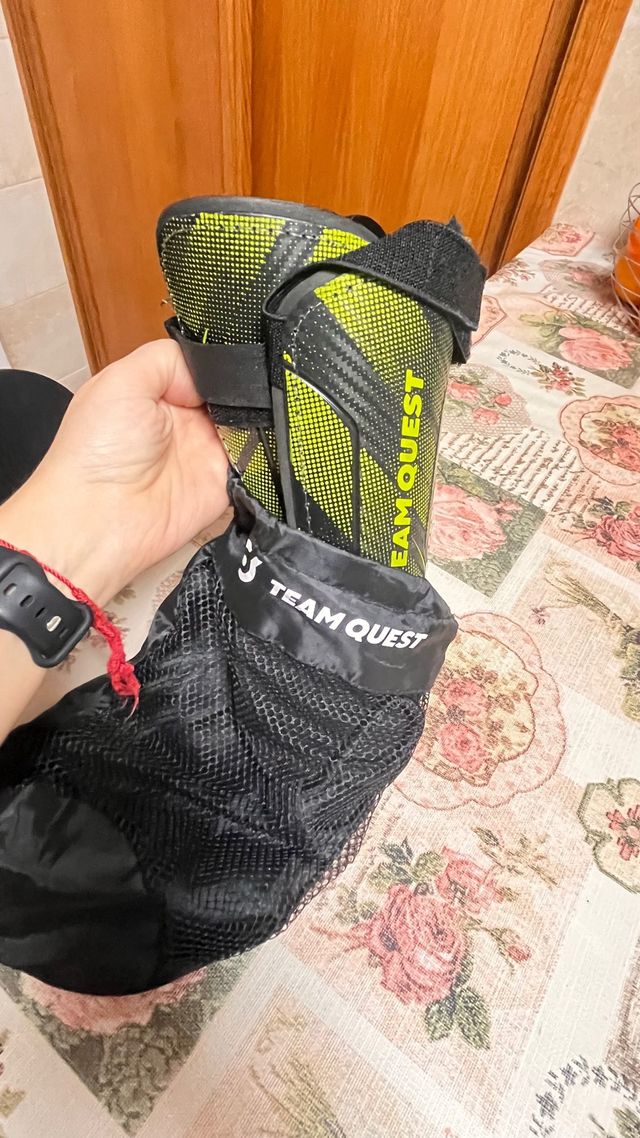 Espinilleras de fútbol talla S