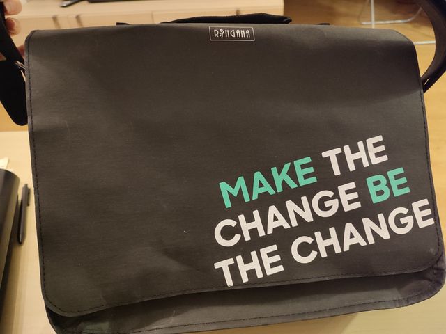 Cartera o maletín oficial de Ringana - So Fresh