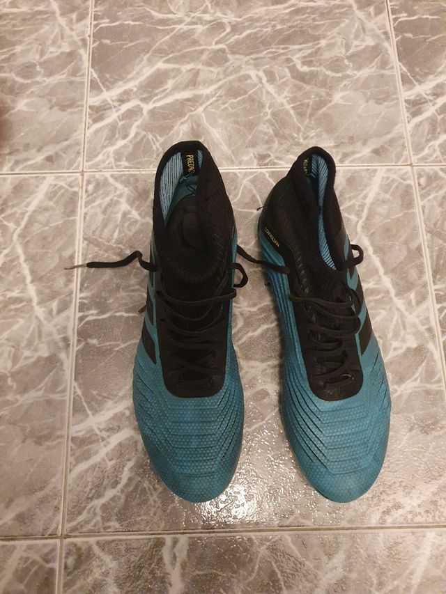 Botas de futbol adidas