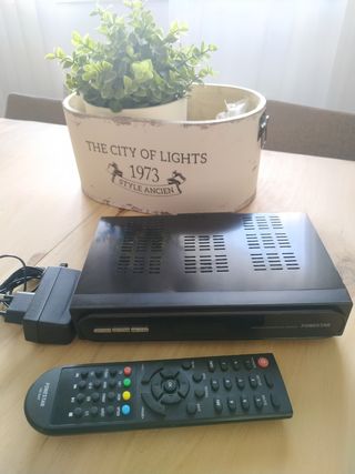 Decodificador satélite FONESTAR
