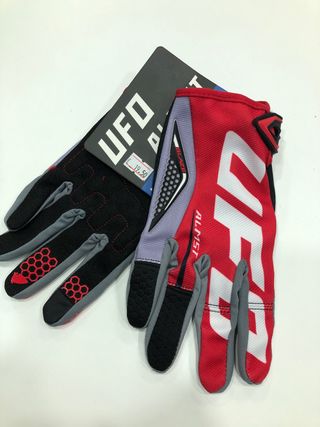 Guantes ufo
