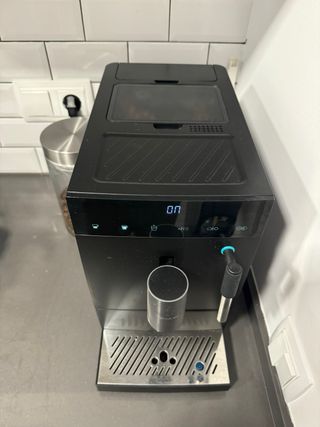 Cafetera Cecotec Superautomática