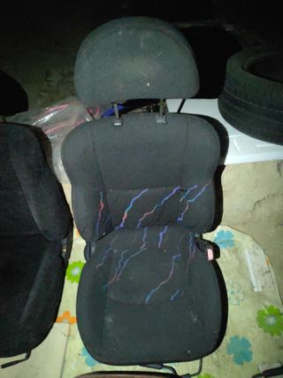 Asiento Hyundai Coupe 2 pasajero