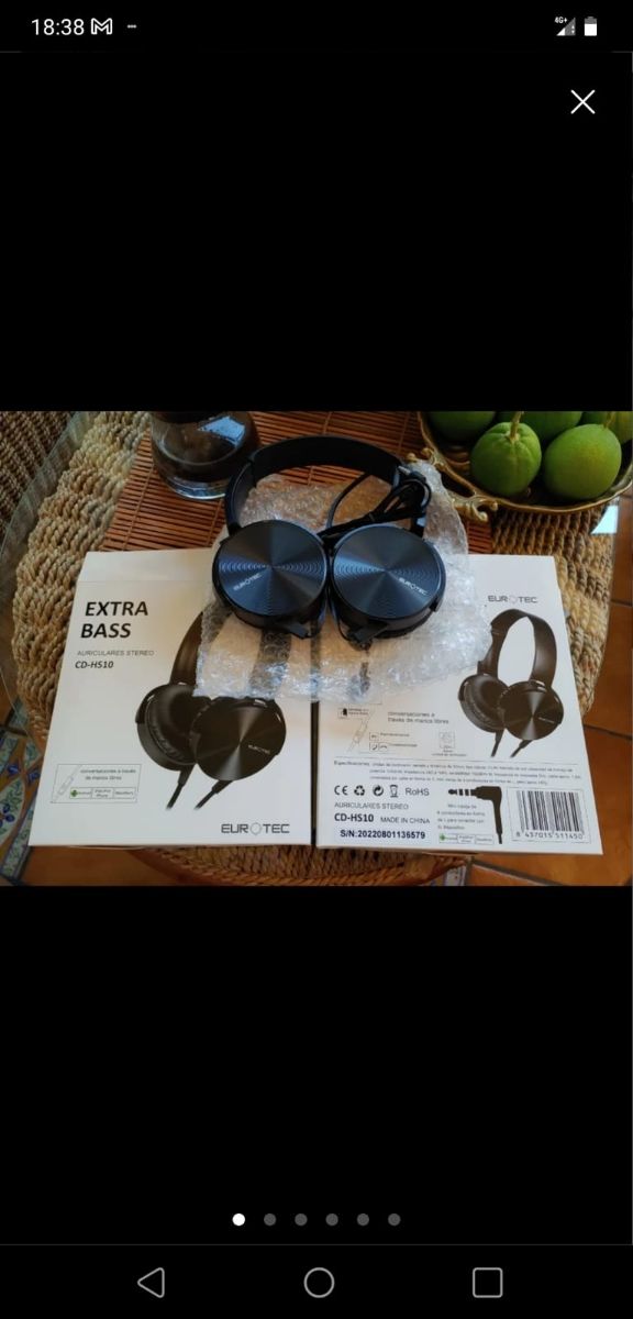 Auriculares estéreo. Extra Bass.
