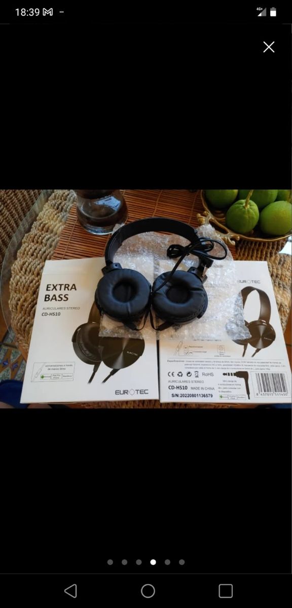 Auriculares estéreo. Extra Bass.