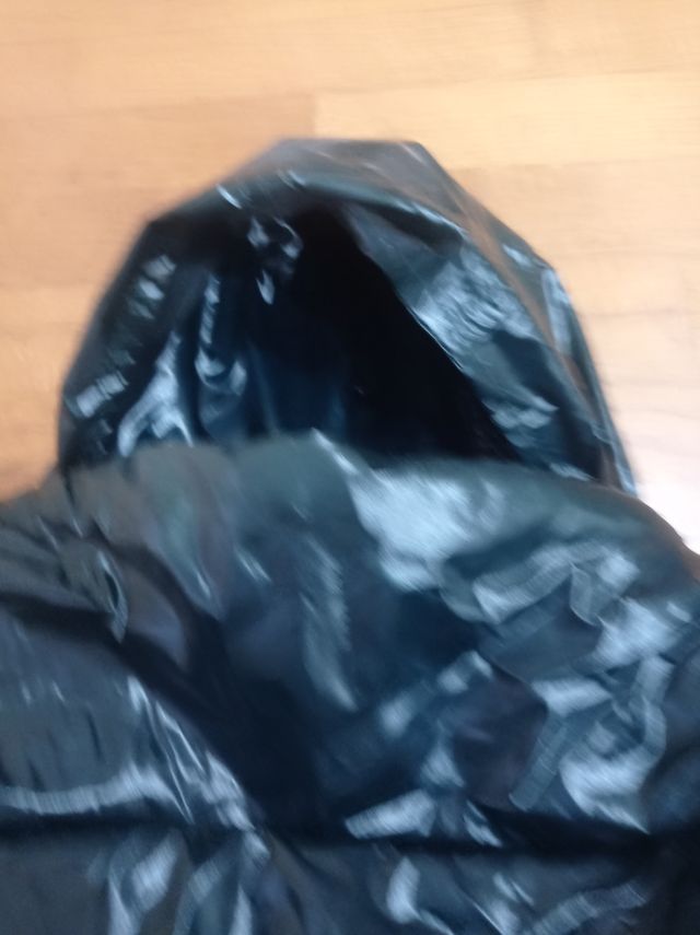 Piumino da donna verde lucido