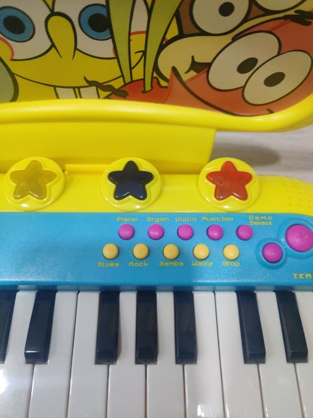 Piano Bob esponja