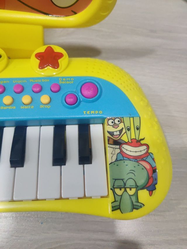 Piano Bob esponja