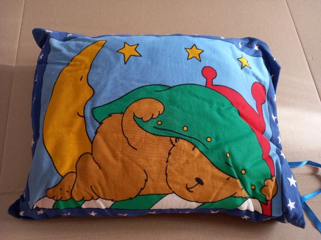 Manta, cojín y telefóno actividades