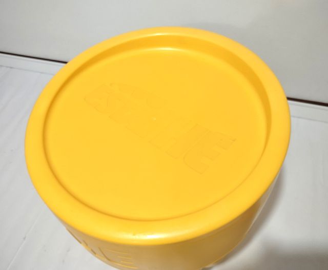 Tavolino contenitore vintage ESTA THE