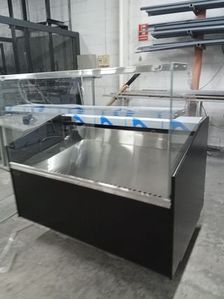 VITRINA MOSTRADOR CARNICERIA FABRICADA A MEDIDA