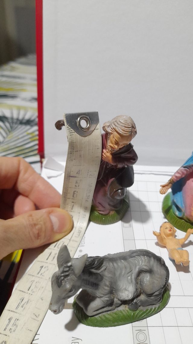 Figure miste per presepe