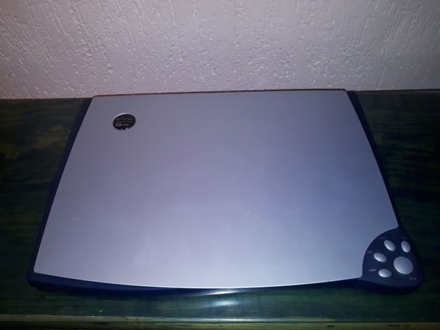 Scanner Mustek Bear Paw 2400CU Plus