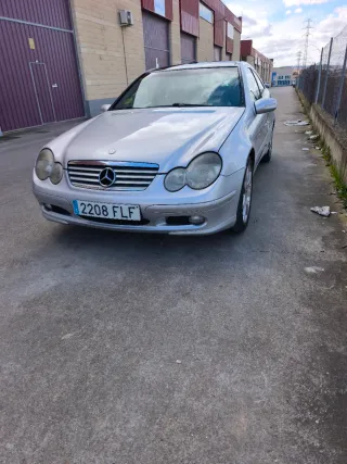 Mercedes-Benz Clase C 2007
