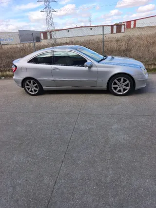 Mercedes-Benz Clase C 2007