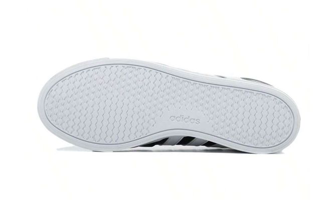 Adidas Retrovulc Mid Skate, estilo clásico