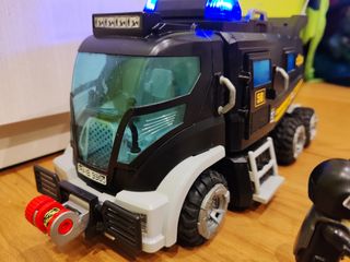 Playmobil camión fuerzas especiales 