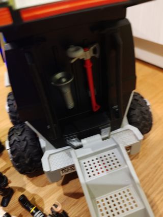 Playmobil camión fuerzas especiales 
