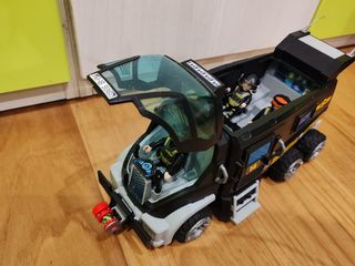 Playmobil camión fuerzas especiales 